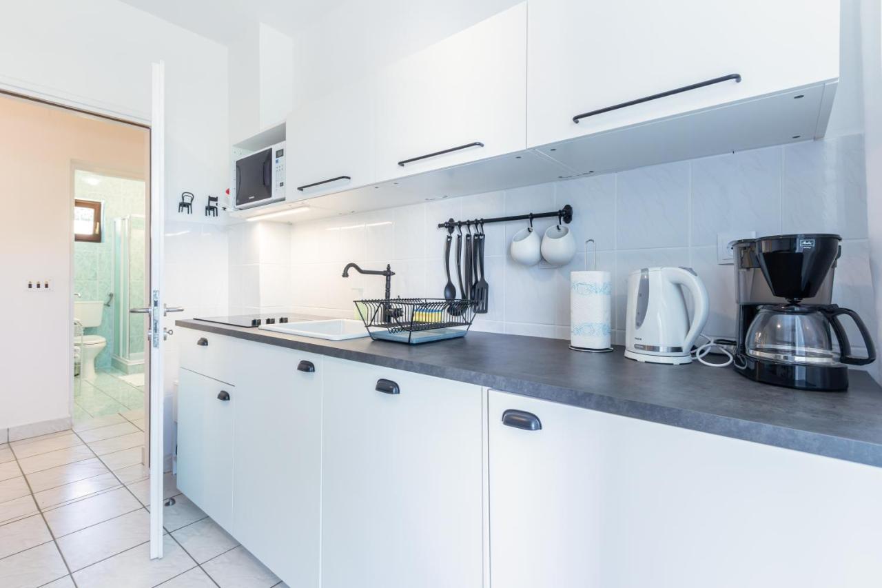 Apartments Vladan With Terrace Baška Εξωτερικό φωτογραφία